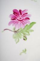 Herendi virágmintás porcelán tányér, 6+6 db, kézzel festett, jelzett, hibátlan, d: 22,5 és 25 cm