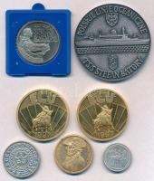 7db-os vegyes külföldi emlékérem és replika tétel, közte Finnország 1997. ECU / Soumi - Carl Gustaf Emil von Mannerheim festett, aranyozott fém emlékérem (40mm) T:1-,2,1-(PP)  7pcs of various commemorative medallions and replica coins, including Finland 1997. ECU / Soumi - Carl Gustaf Emil von Mannerheim painted, gilt metal commemorative medal C:AU,XF,AU(PP)