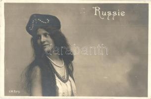 Russie / Russian girl. L.H. Paris