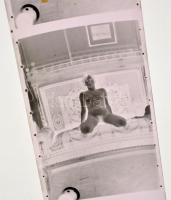 cca 1972 Erotikus és pornográf fotónegatívok, 17felvétel 3 tekercsen, 6x9 cm