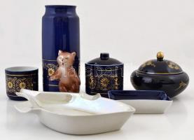 Hollóházi porcelán tárgyak és figura, matricás, jelzett, hibátlan, összesen: 7 db