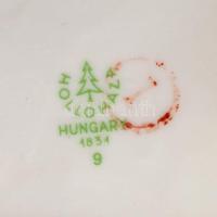 Hollóházi porcelán tárgyak és figura, matricás, jelzett, hibátlan, összesen: 7 db