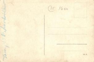 1917 Táborozó katonai trén (málhás szekerek menetoszlopa és legénysége) / Camping WWI transportation...