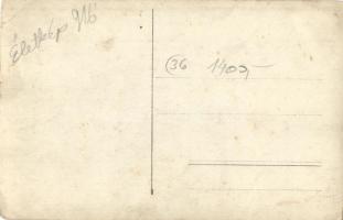 1916 Fatörzzsel pózoló humoros osztrák-magyar katonák csoportkép / WWI K.u.K. military humour, soldi...