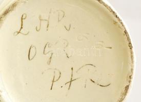 Antik fajansz kiöntő, levonóképes, jelzett, apró csorbával, m: 18 cm