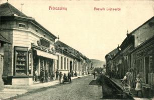 Petrozsény, Petrosani; Kossuth Lajos utca, Wiegenfeld Adolf üzlete. W. L. Bp. 1683. / street view, shops (EK)