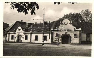 Budapest I. Vörös Béka söröző és étterem, Rada Rossa. Krisztina körút 109.