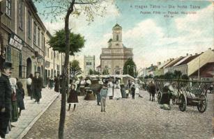 Poprád (Tátra), Fő tér, templom, piac, étterem bor és sörcsarnok / main square, church, market with vendors, restaurant and beer hall (EK)