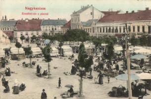 Nagykanizsa, Erzsébet tér, piaci árusok, Kaufmann üzlete. Mair József kiadása (EK)