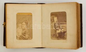 cca 1880-1930 Vizitkártya album 40 db portré fényképpel, különböző műtermekből, különböző méretben