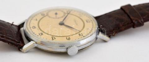 Karórává átalakított régi zsebóra, igényes beépítés, mechanikus szerkezettel, bőr szíjjal d:38 mm