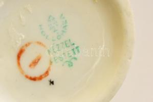 Hollóházi hegedűs, porcelán, kézzel festett, jelzett, hibátlan, m:14 cm