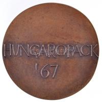 Kiss Nagy András (1930-1997) 1967. "Hungaropack '67" Br emlékérem (77mm) T:2