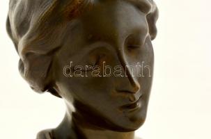 Ismeretlen alkotó: Charitas (Szeretet) női büszt. Bronz, márvány talapzaton, m:19 cm (26 cm)
