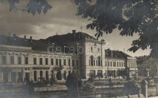 1943 Zilah, Zalau; Vigadó, Transsylvania Bank rt., Bikfalvi és Szabó üzlete, gyógyszertár / redoute, shops, bank, pharmacy, photo