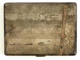 Ezüst cigarettatárca díszítéssel 118 g,  10,5x7,5 cm / Silver cigarette holder 118 g