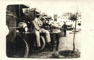 Gépkocsi kolónia katonákkal / WWI Austro-Hungarian K.u.K. motorized units, soldiers with vehicles. photo (EK)