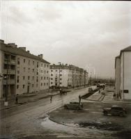 cca 1959 Kazincbarcika feliratú negatívtartó tasakban 38 db vintage negatív Kotnyek Antal (1921-1990...