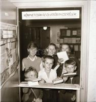 cca 1959 Kazincbarcika feliratú negatívtartó tasakban 38 db vintage negatív Kotnyek Antal (1921-1990...