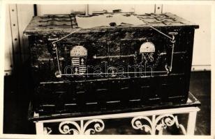 1938 Szent István Jobbját vivő Aranyvonat, Szent Korona láda - 2 db régi képeslap / 2 pre-1945 postc...