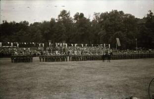 1948. augusztus 20., Katonatisztek avatása a Kossuth Akadémia előtt, főtisztek jelenléte, fegyverzet...