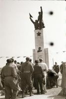 1948 Budapest, Steinmetz Miklós (első!) szobrának avatása és koszorúzása, 9 db szabadon felhasználha...