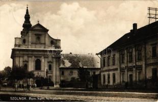 Szolnok, Római katolikus templom