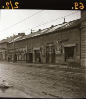 cca 1963 Budapest, X. ker., kőbányai városképek, épületek, 21 db vintage negatív Keveházi János (?-?) budapesti fotóművész hagyatékából, 6x6 cm