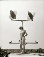 cca 1979 Szolidan erotikus felvételek, 7 db vintage negatív, 6x4,5 cm