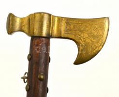 Vésett réz fejes fokos. / Copper headed axe 88 cm