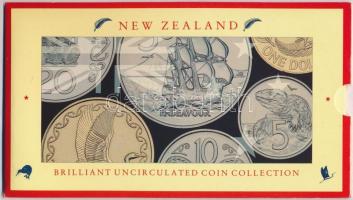 Új-Zéland 1990. 5c-2$ (6xklf) forgalmi sor díszkiadásban T:BU  New Zealand 1990. 5 Cents - 2 Dollars (6xdiff) coin set in original packing C:BU