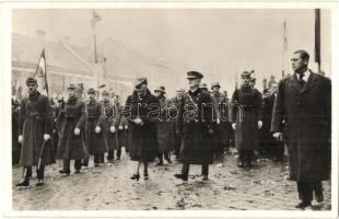 1938 Kassa, Kosice; bevonulás, Horthy Miklós és Purgly Magdolna / entry of the Hungarian troops, Horthy with his wife (fl)