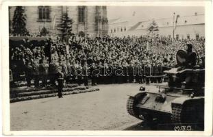 1940 Kolozsvár, Cluj; bevonulás, Horthy Miklós, tank / entry of the Hungarian troops, Horthy, tank. So. Stpl