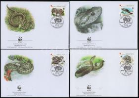 WWF Parlagi vipera sor négyescsíkban + sor 4 db FDC-n WWF Meadow viper  stripe  of 4 + set on  4 FDC...