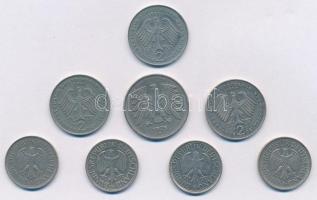 NSZK 1970-1990. 1M (4xklf) + 2M (3xklf) + 5M T:2
FRG 1970-1990. 1 Mark (4xdiff) + 2 Mark (3xdiff) +...