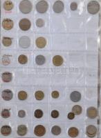 ~410db-os vegyes külföldi fémpénz tétel albumba rendezve, közte Ausztria, Írország, Japán, Lengyelor...