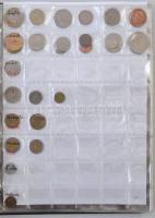 ~410db-os vegyes külföldi fémpénz tétel albumba rendezve, közte Ausztria, Írország, Japán, Lengyelor...