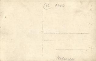 Első világháborús osztrák-magyar katonai lap, ételosztás háttérben letakart cséplőgéppel / WWI K.u.k...