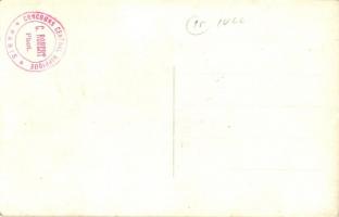 Paris, R.F. horse race. C. Robert photo