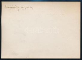 1918 Kézdivásárhely, Katonák hölgytársaságban, feliratozott fotó, 12x17 cm