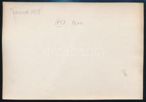 1918 Katonák hölgytársaságban sakkoznak, fotó, 12x17 cm