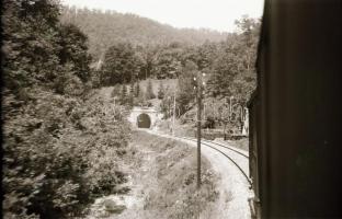 cca 1930-1940 Magyarországi tájak (Mátra, Pomáz, Bakony, stb.), 34 db fotónegatív, feliratozott borí...