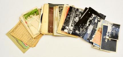 cca 1900-1970 Vegyes nyomtatvány tétel, összesen 52 db, köztük fotók, képeslapok, keményhátú fotók, nyomtatványok