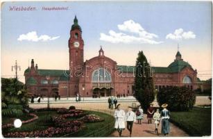 16 db RÉGI főleg külföldi városképes lap / 16 pre-1945 mostly European town-view postcards