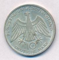 NSZK 1972F 10M Ag "Olimpia-München / Csomó" T:2 
FRG 1972F 10 Mark Ag "Olymics Munic...