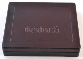 Fa éremtartó doboz 12 férőhellyel,kivehető tálcával, használt állapotban