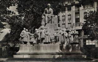 10 db Budapest lap az 1920-40-es évekből