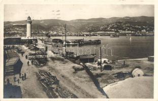 2 db RÉGI képeslap; Fiume és Trieste / 2 pre-1945 postcards; Rijeka, Trieste