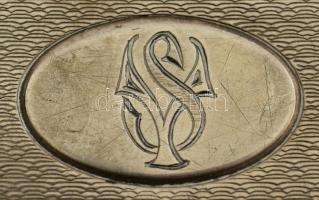 Ezüst (Ag.) monogramos cigarettatárca, jelzett, mesterjeggyel (BM) beül aranyozott, 10,5×8 cm, nettó...