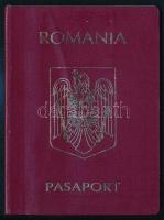 2000 Román útlevél, állandó magyarországi tartózkodási bejegyzéssel